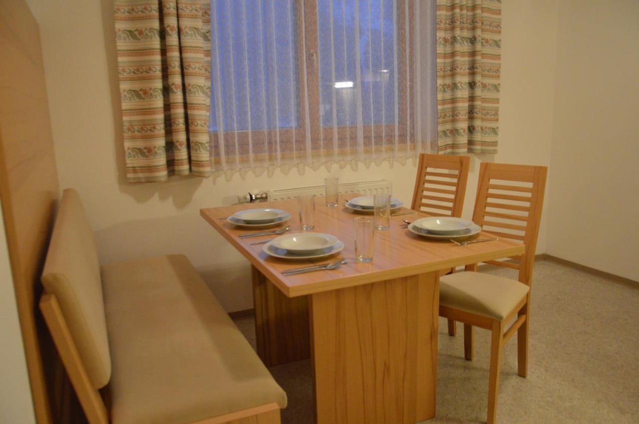 Mitterstererhof Apartment Saalbach-Hinterglemm Ruang foto