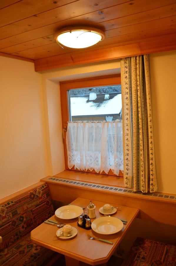 Mitterstererhof Apartment Saalbach-Hinterglemm Ruang foto