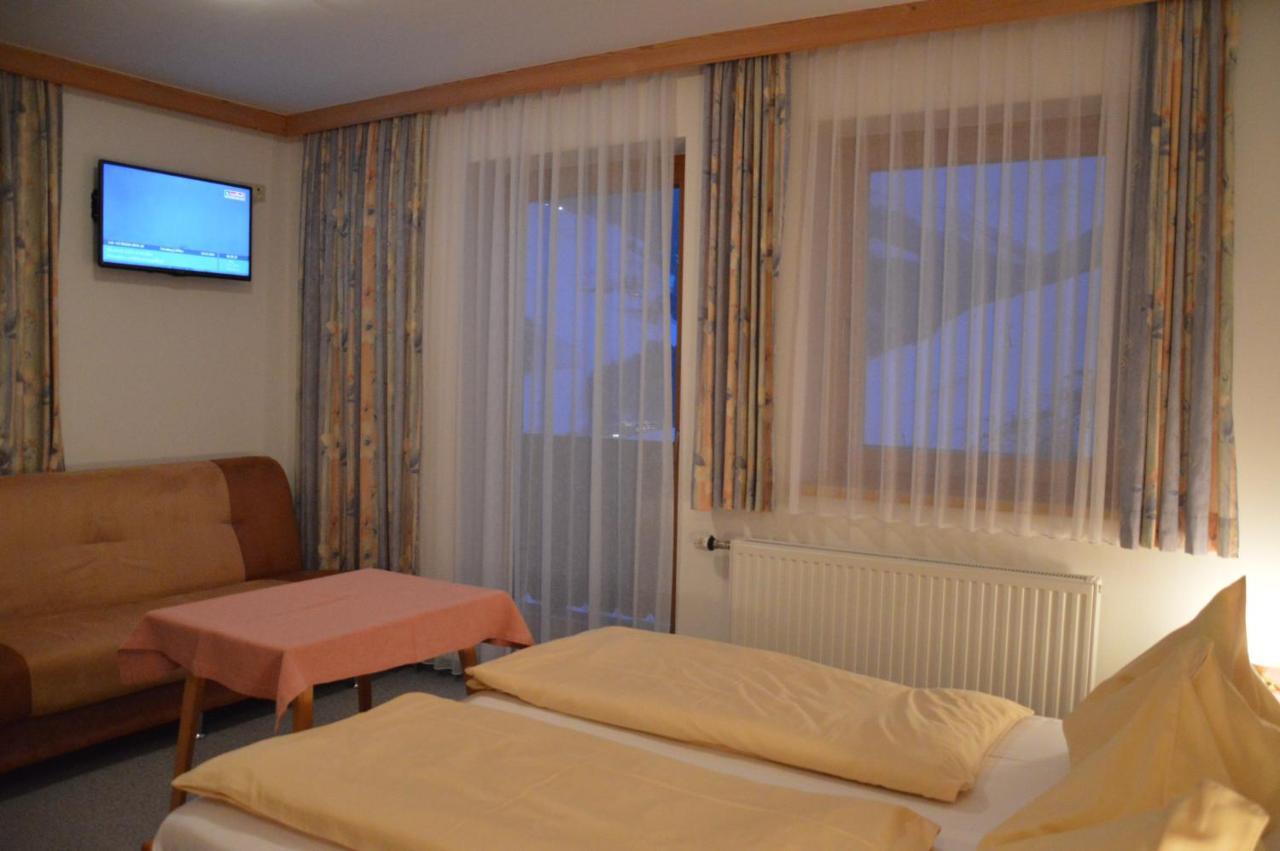 Mitterstererhof Apartment Saalbach-Hinterglemm Ruang foto